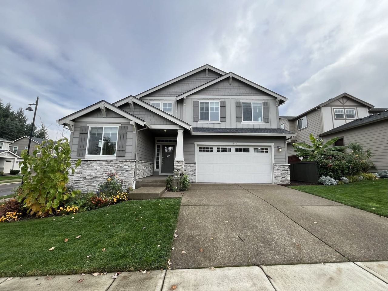 5042 Se 82nd Ave - Photo 2 of 50