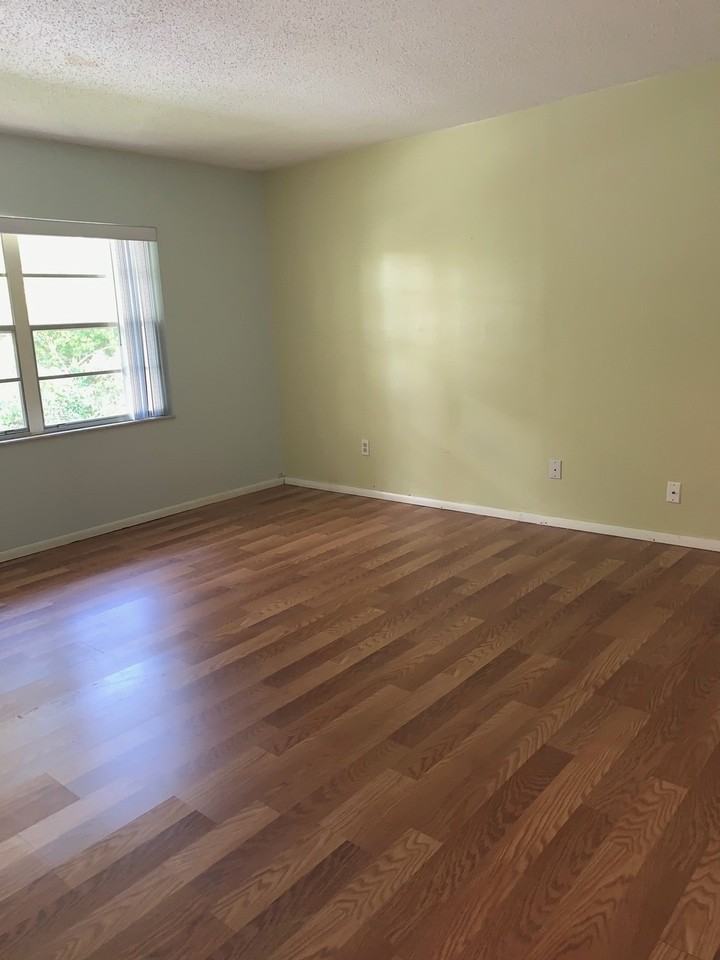 4805 Rilma Ave #109 - Photo 4 of 20