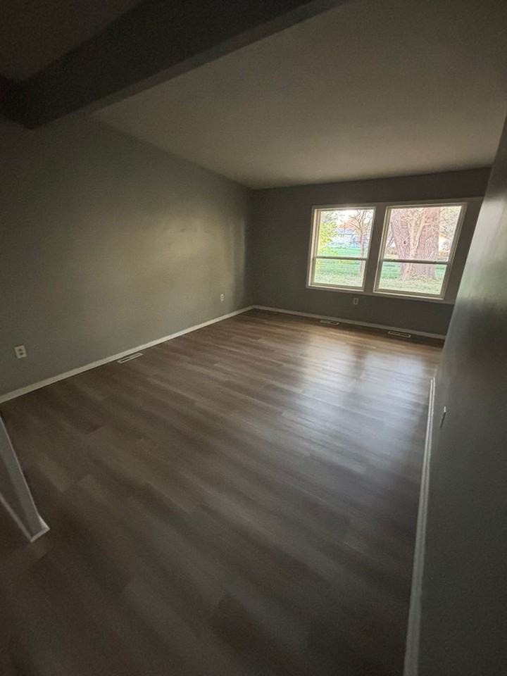 1348 Vandenburg Cir - Photo 6 of 6