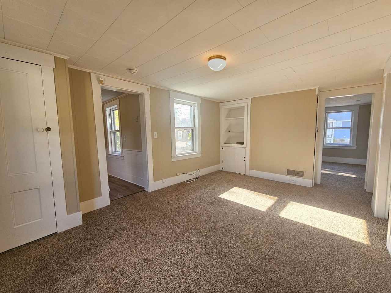 7 Monson Pl - Photo 4 of 8