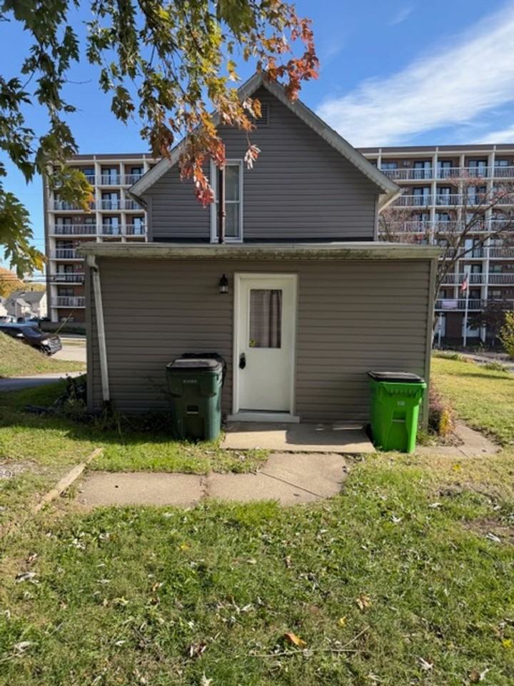 20 23rd Street Northwest - Photo 4 of 10