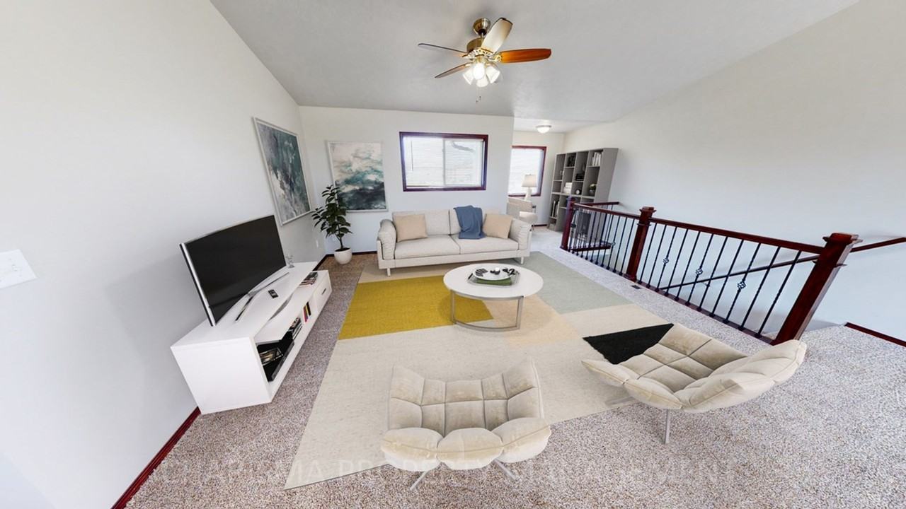 340 Vernon Dr #3 - Photo 6 of 23