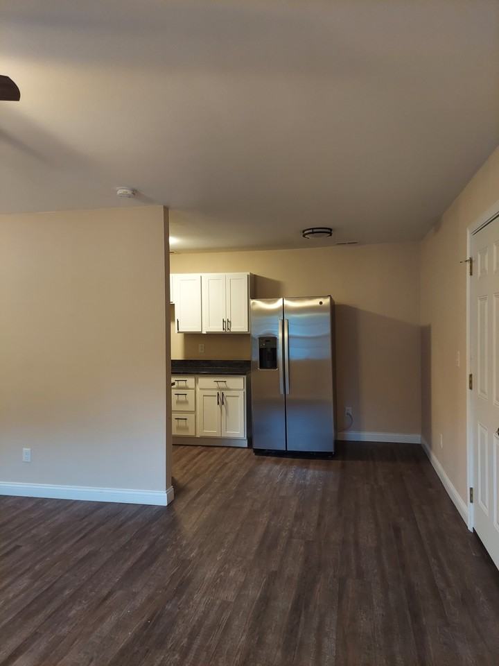 52 Westwood Drive #13 - Photo 3 of 11