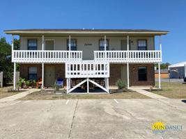 featured image of 3250 Redwood Ln #D