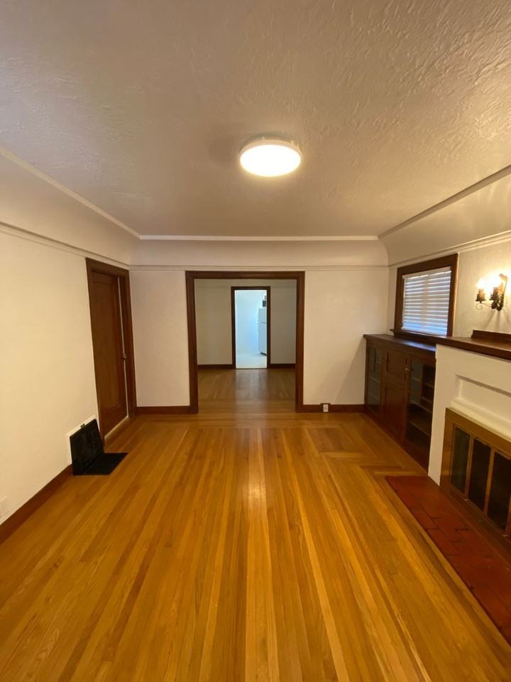 916 Florence Ln - Photo 3 of 21