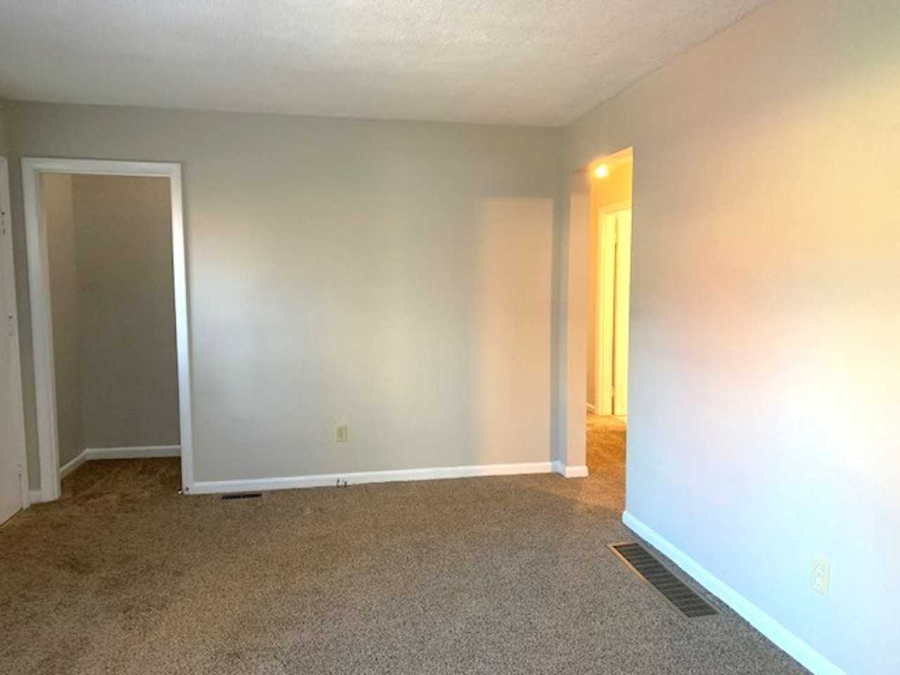 2907 Clays Mill Road - Photo 6 of 33