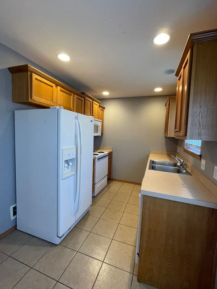 103 South Inmon Avenue - Photo 6 of 13