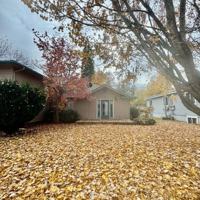 featured image of 522 W Summit Ave