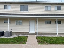 featured image of 2906 2906 -2948 Feiger Lane