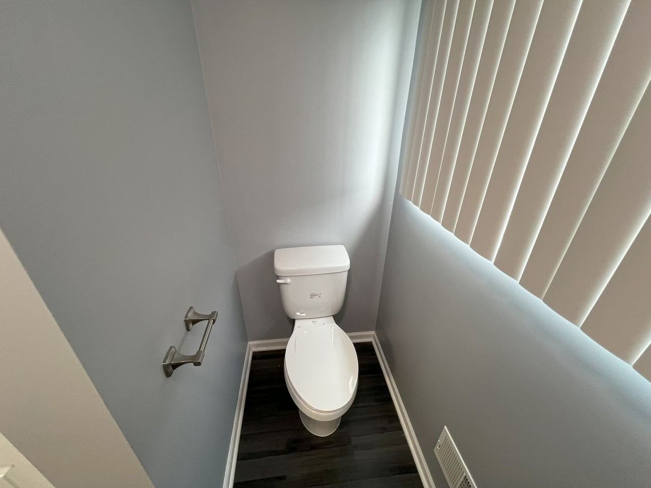 Feiger Lane - Photo 5 of 27