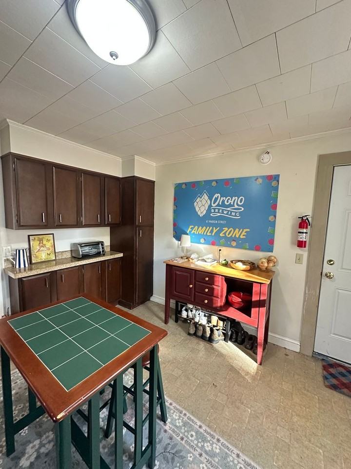 19 Oak Street, Orono ME - Photo 3 of 19