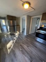 featured image of 315 W Broadway