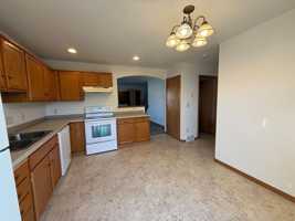 featured image of 1670 Golf Bridge Dr