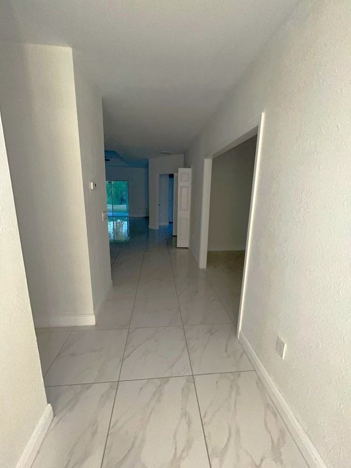 350 Justice Ave - Photo 3 of 24