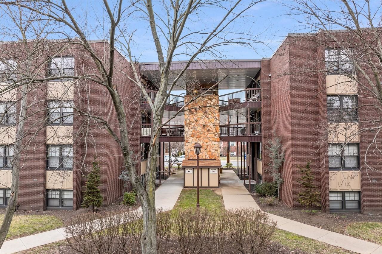 Bayberry Apartments - Photo 2 of 8