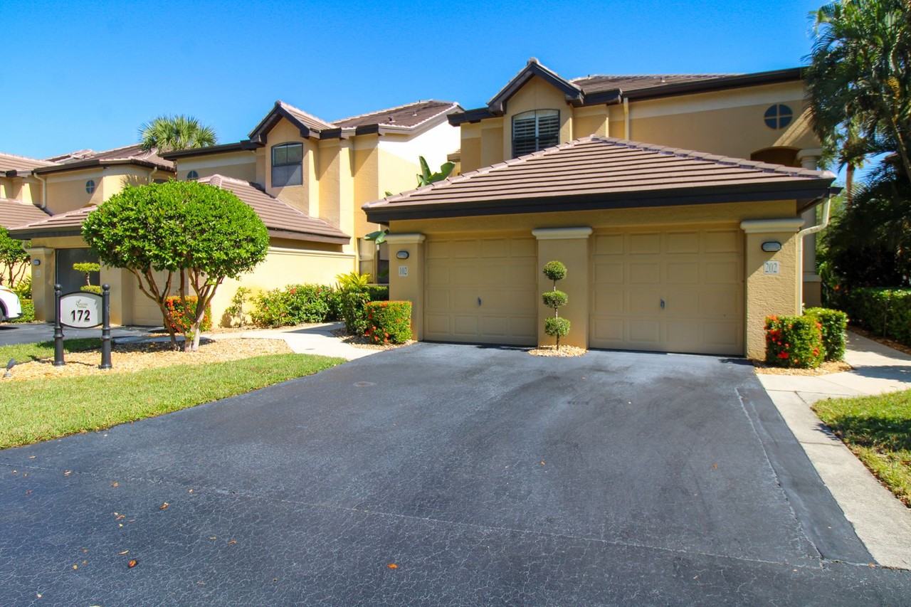 172 Vintage Cir #202 - Photo 6 of 50