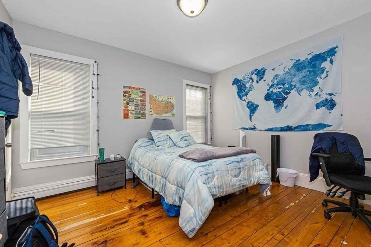 42 Hillside St - Photo 2 of 26