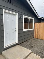 featured image of 1735 Crater Lake Ave