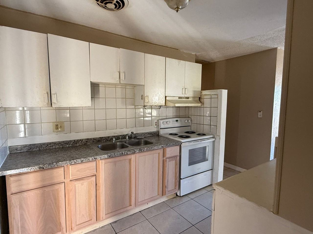 7621 Prato Ave - Photo 7 of 15