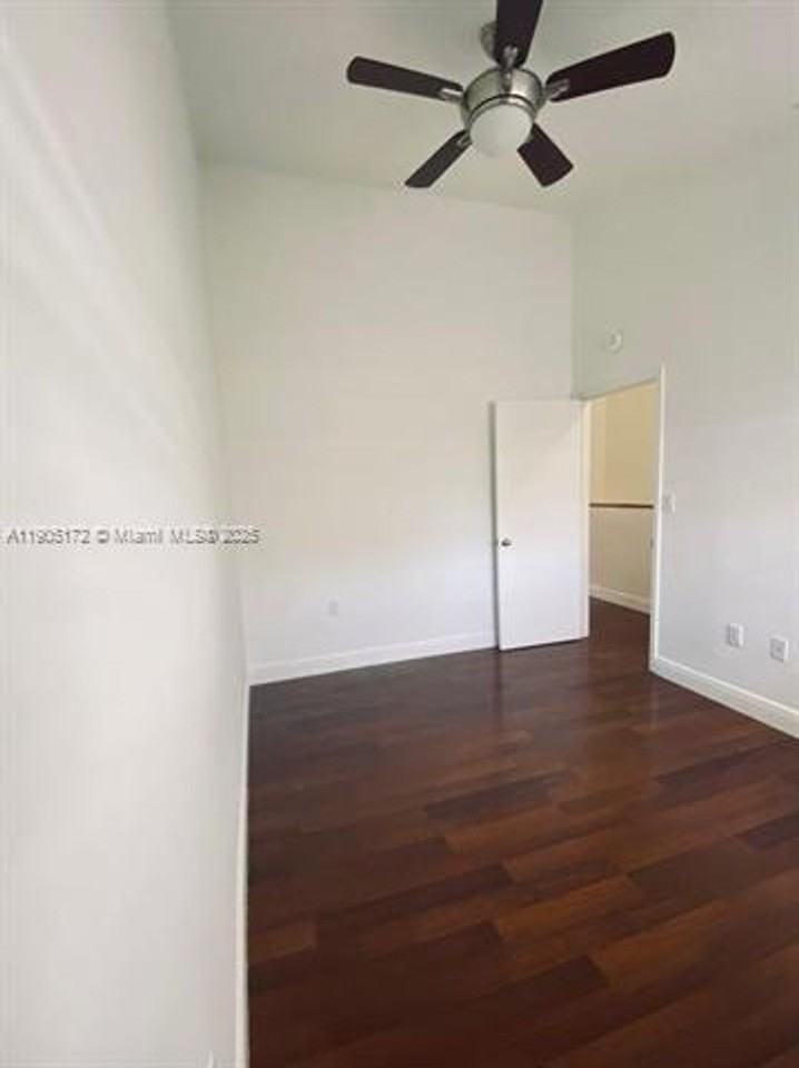 798 798 Crandon Blvd TH 30-C #C - Photo 2 of 24