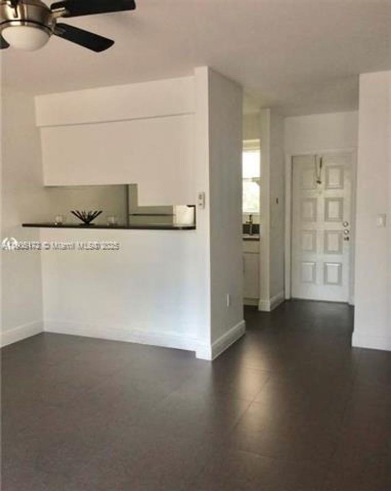 798 798 Crandon Blvd TH 30-C #C - Photo 4 of 24