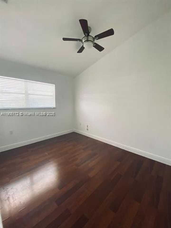 798 798 Crandon Blvd TH 30-C #C - Photo 7 of 24