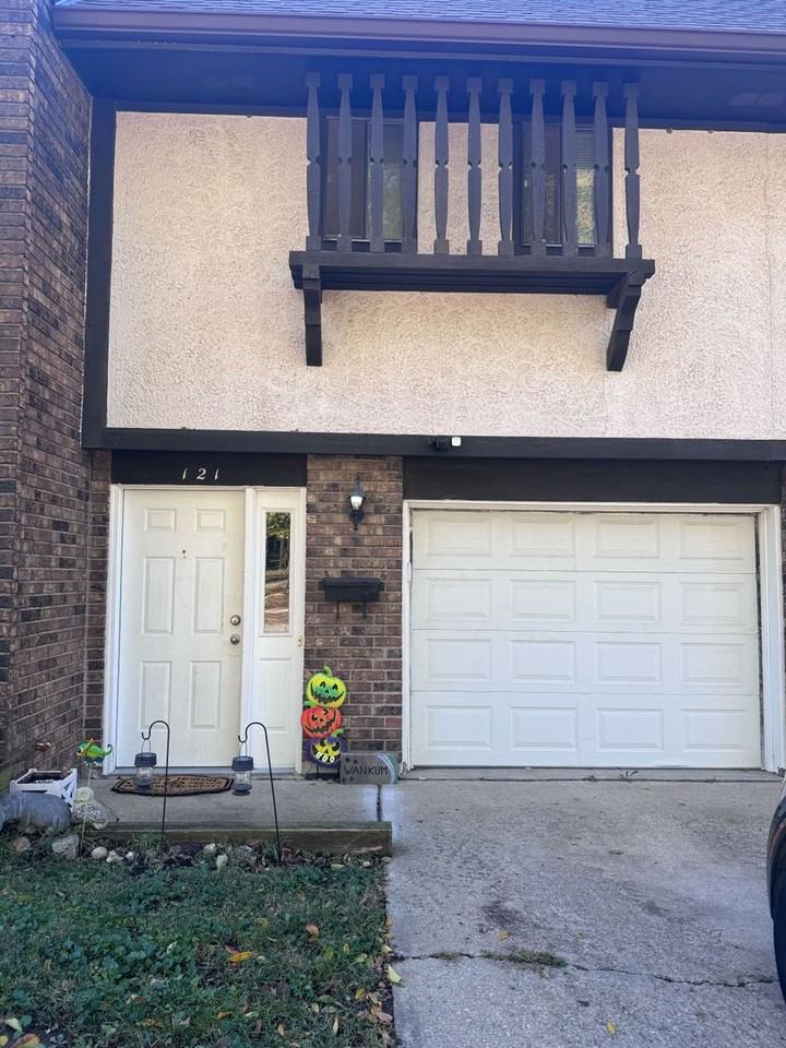 121 West Nettleton Avenue - Photo 2 of 22