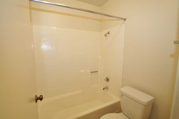 301 N Ford Ave - Photo 7 of 7