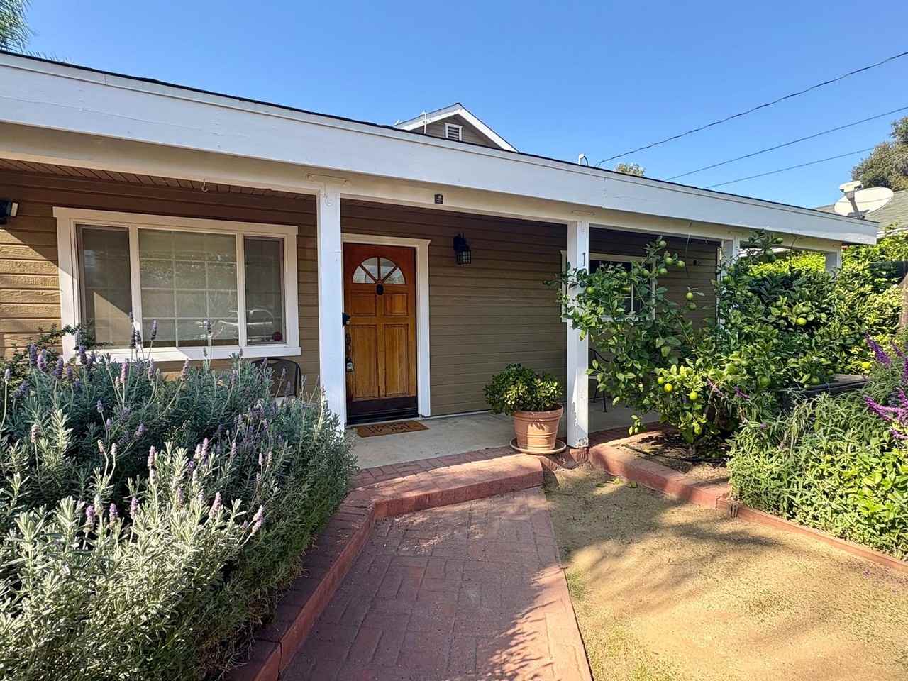 133 Prospect St - Photo 2 of 23