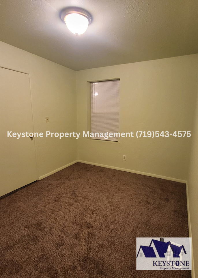 420 West 10th Street #3 - Photo 7 of 11