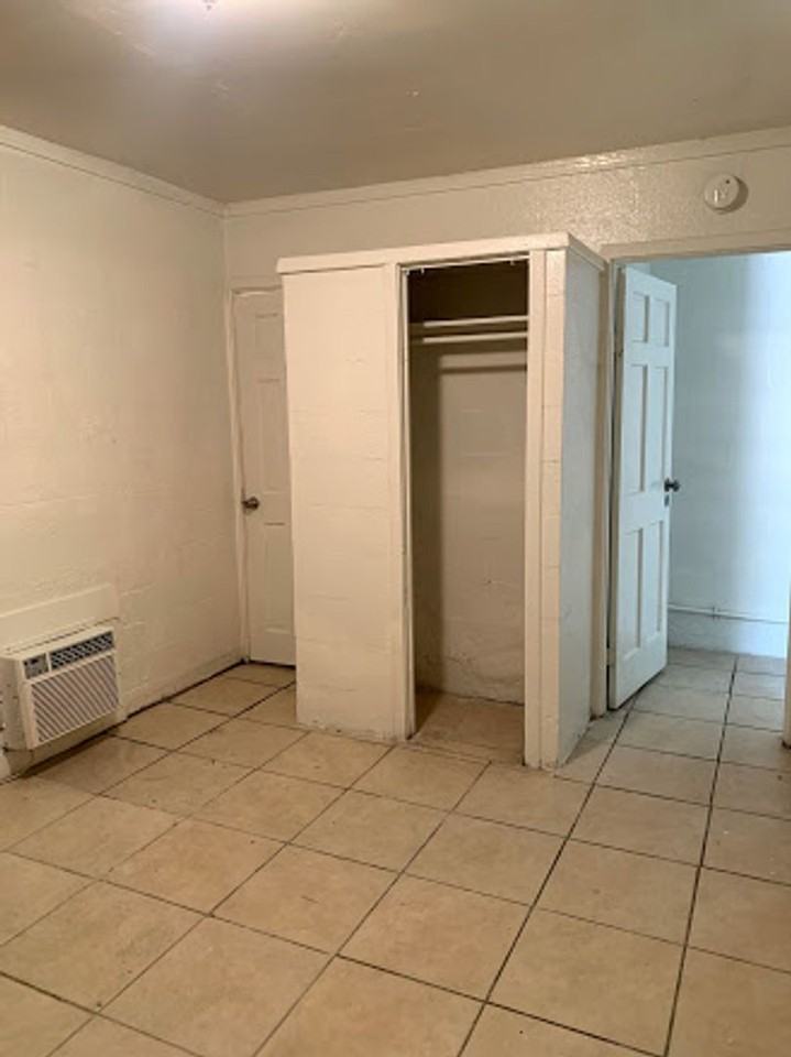 422 Henry Butts Drive - Photo 4 of 5