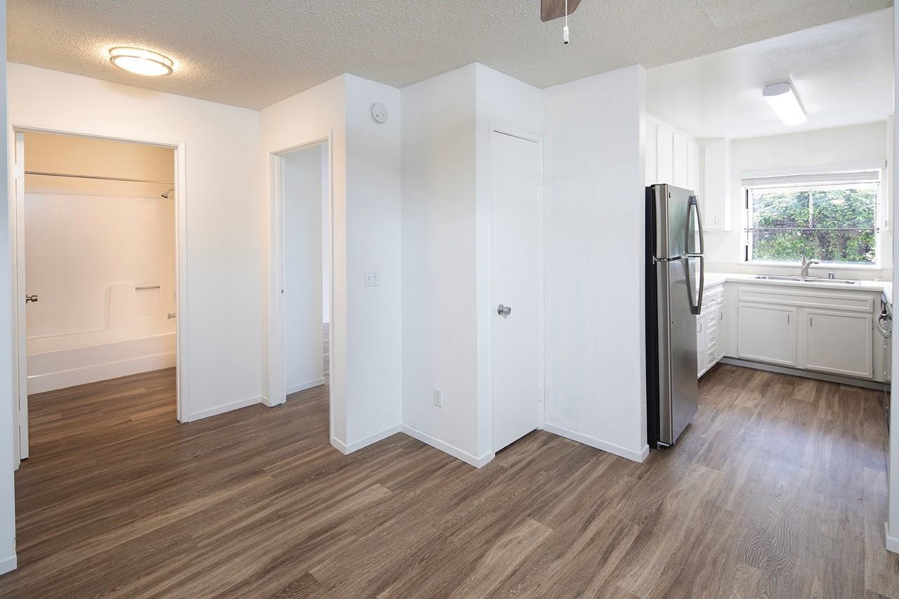 3829 Georgia St - Photo 4 of 8