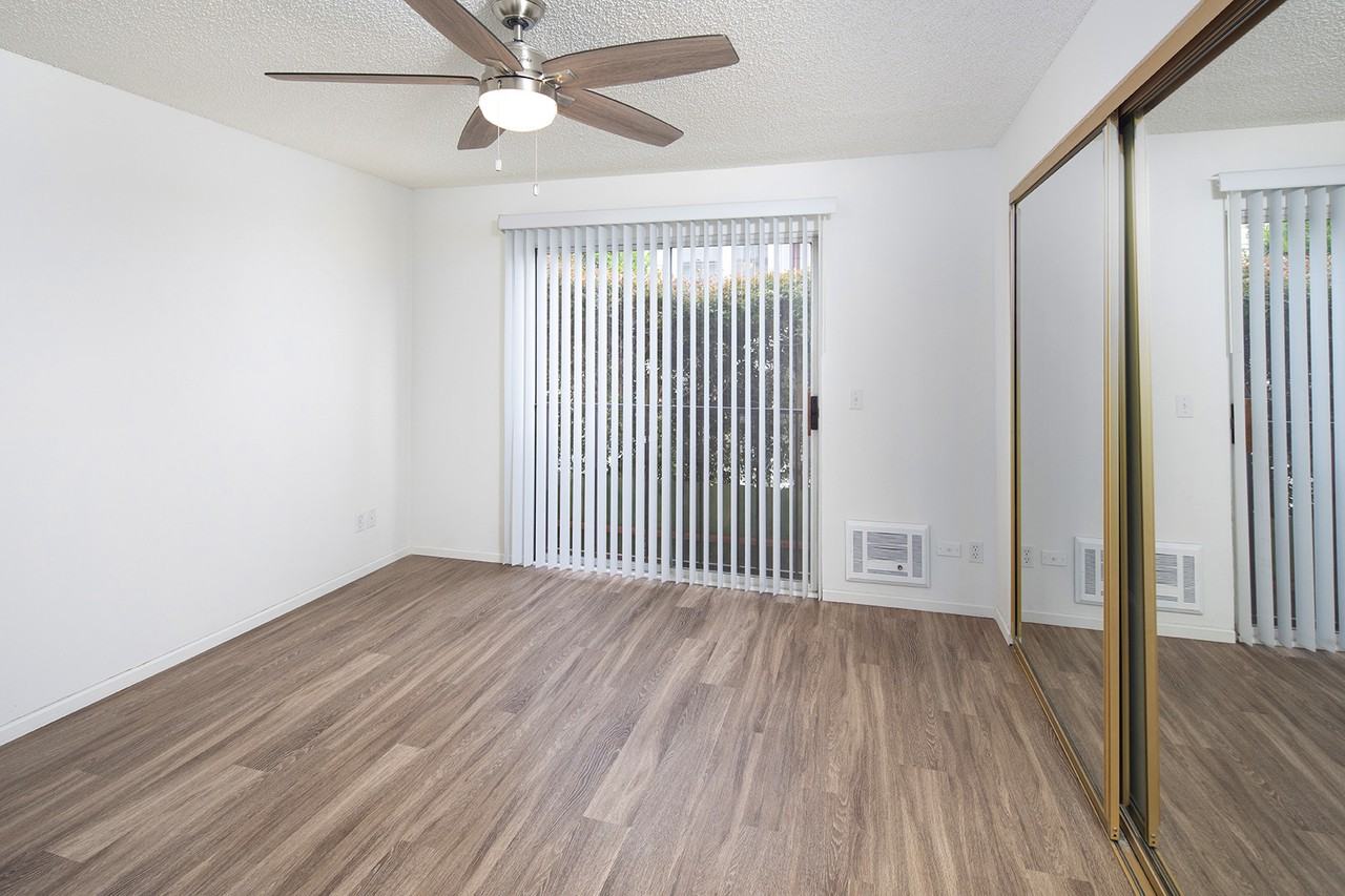 3829 Georgia St - Photo 5 of 8