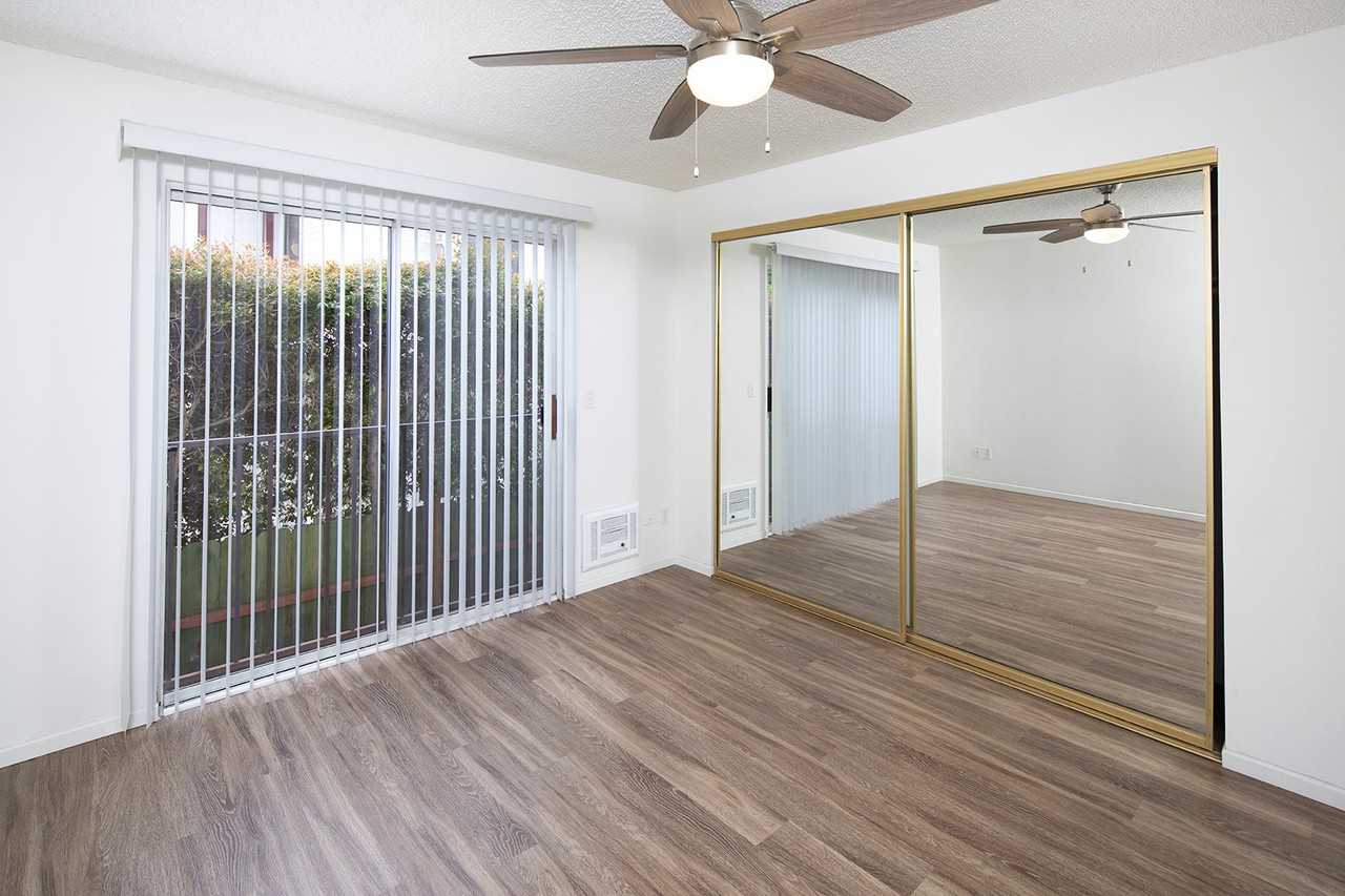 3829 Georgia St - Photo 6 of 8