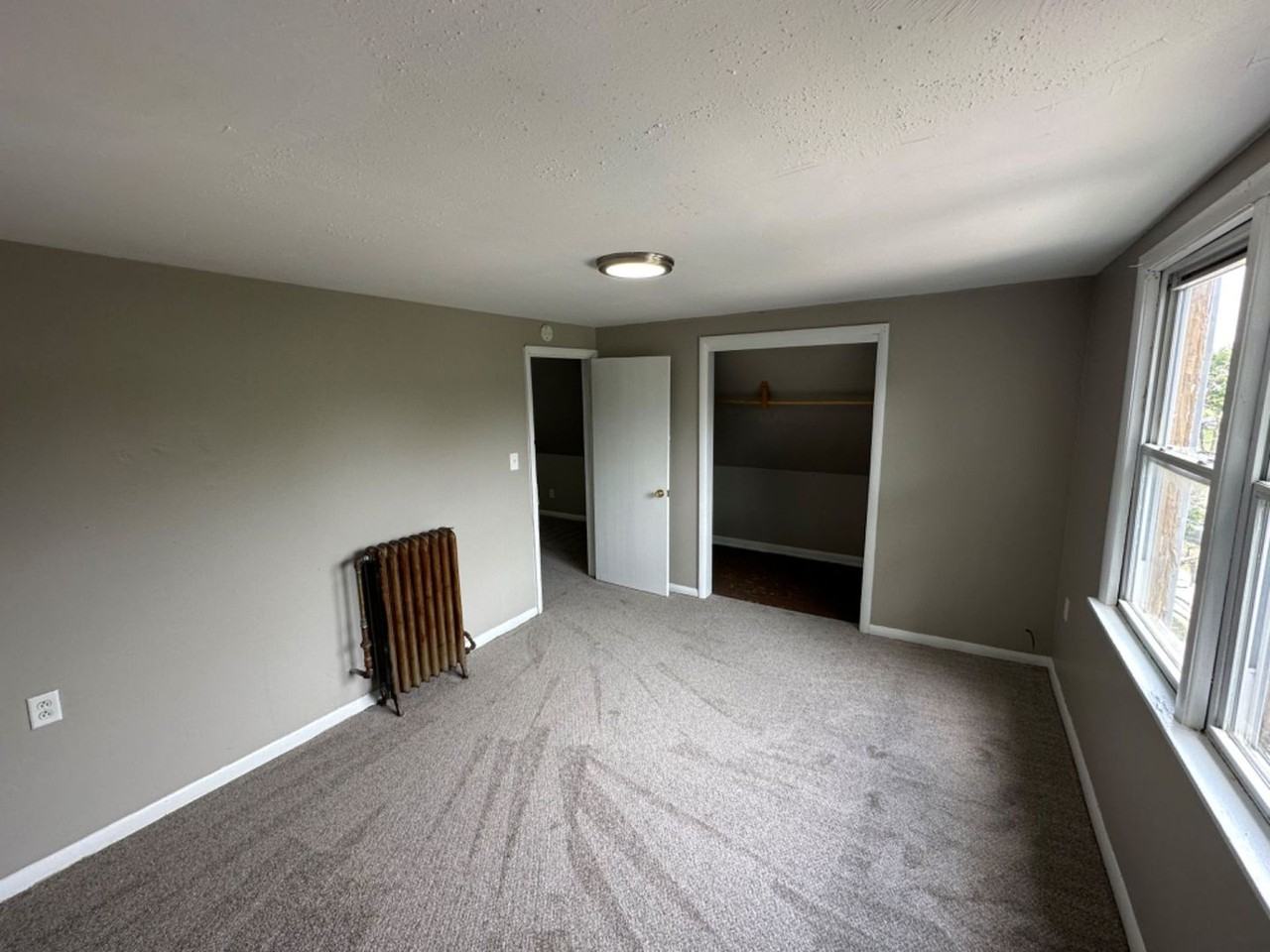 3621 N 13th St - Photo 3 of 16