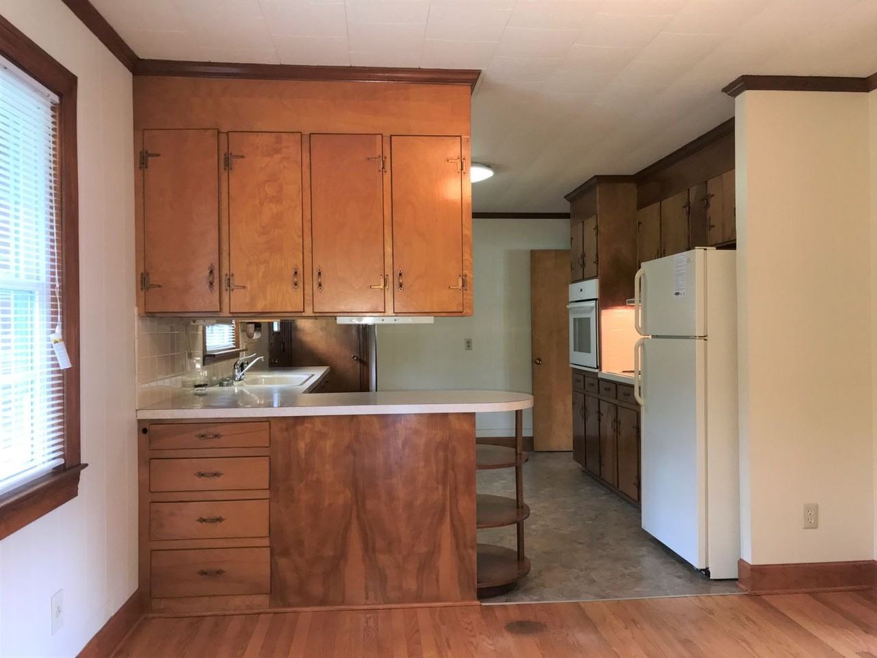 1012 Stockley St - Photo 6 of 20