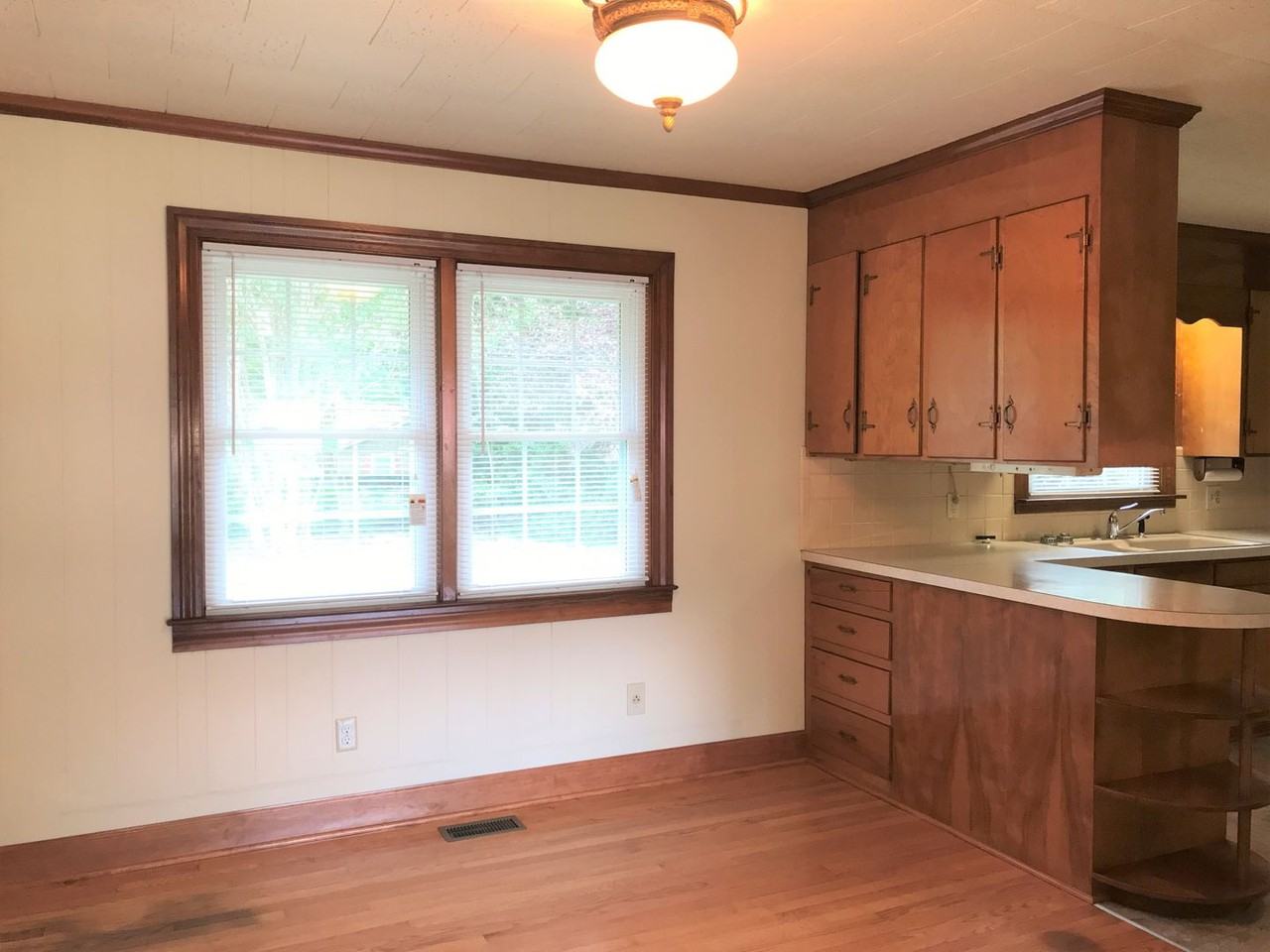 1012 Stockley St - Photo 7 of 20