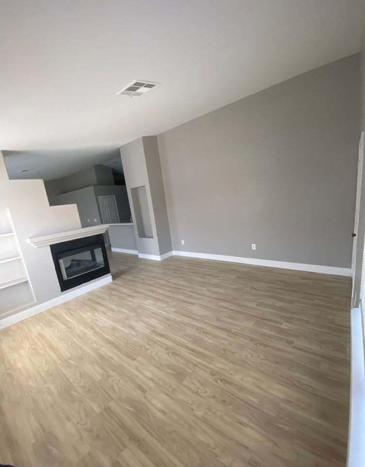 127 Newburg Ave - Photo 3 of 25