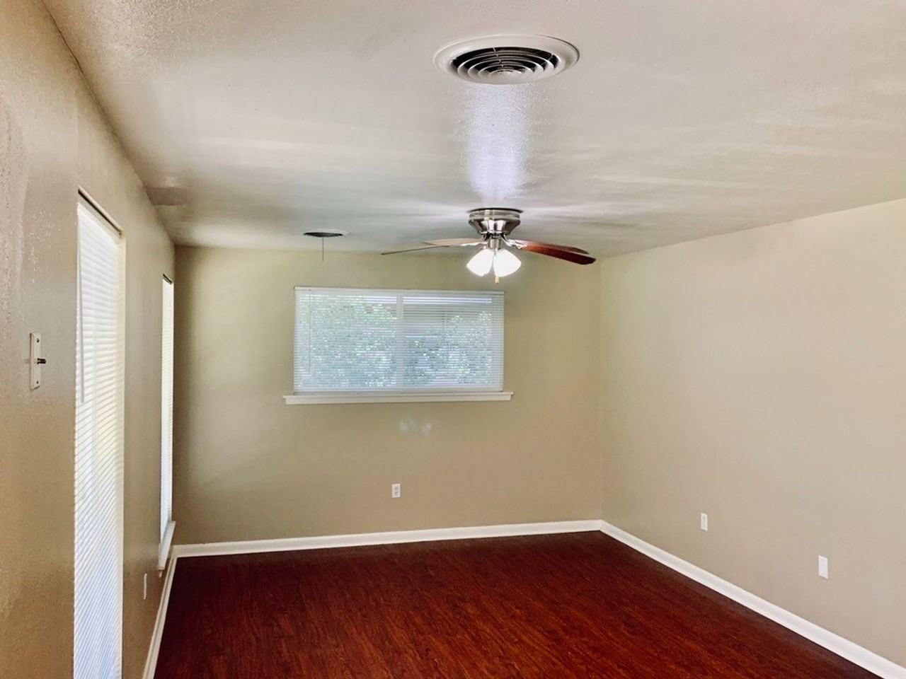 1763 Brocade Dr - Photo 6 of 31