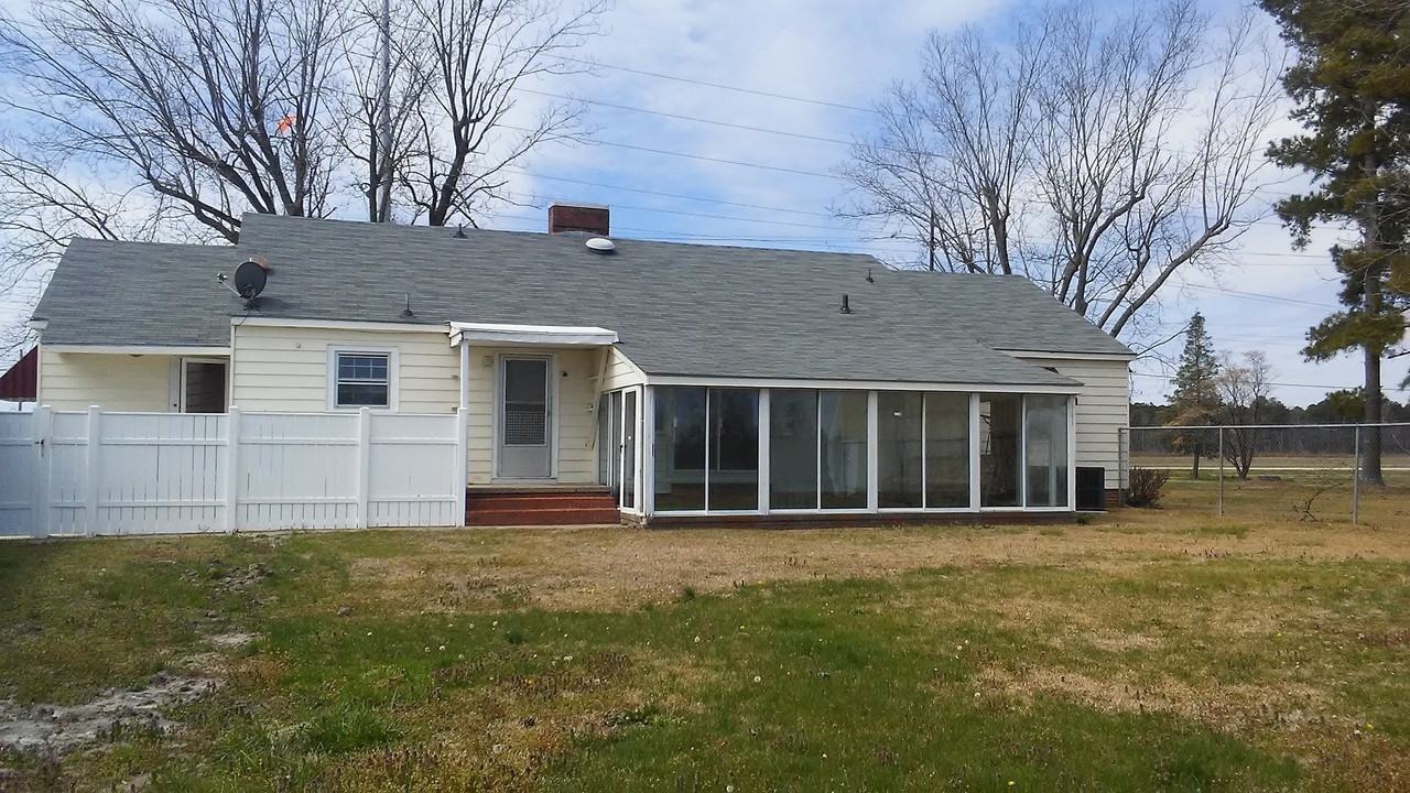 5251 Nc Highway 43 S - Photo 2 of 13