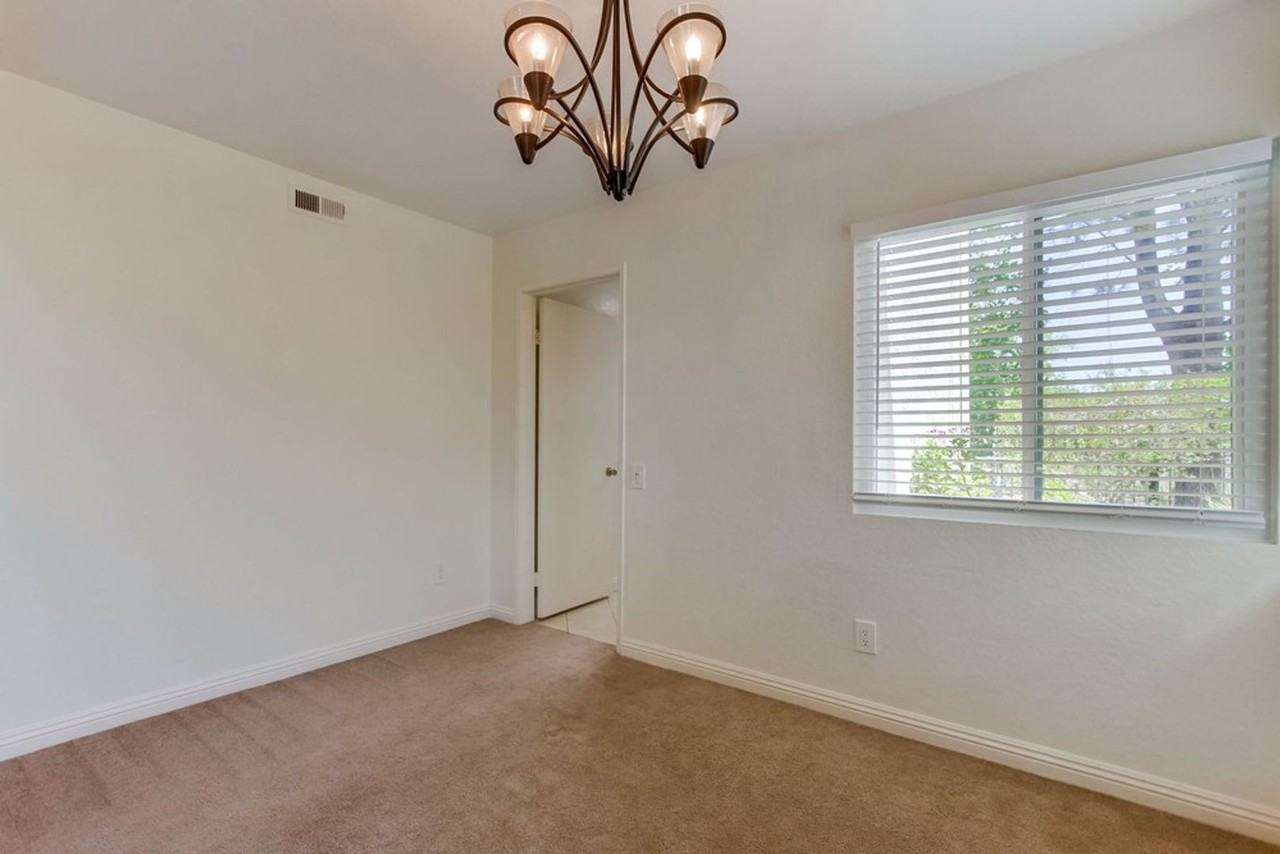 13354 Benchley Rd - Photo 6 of 27