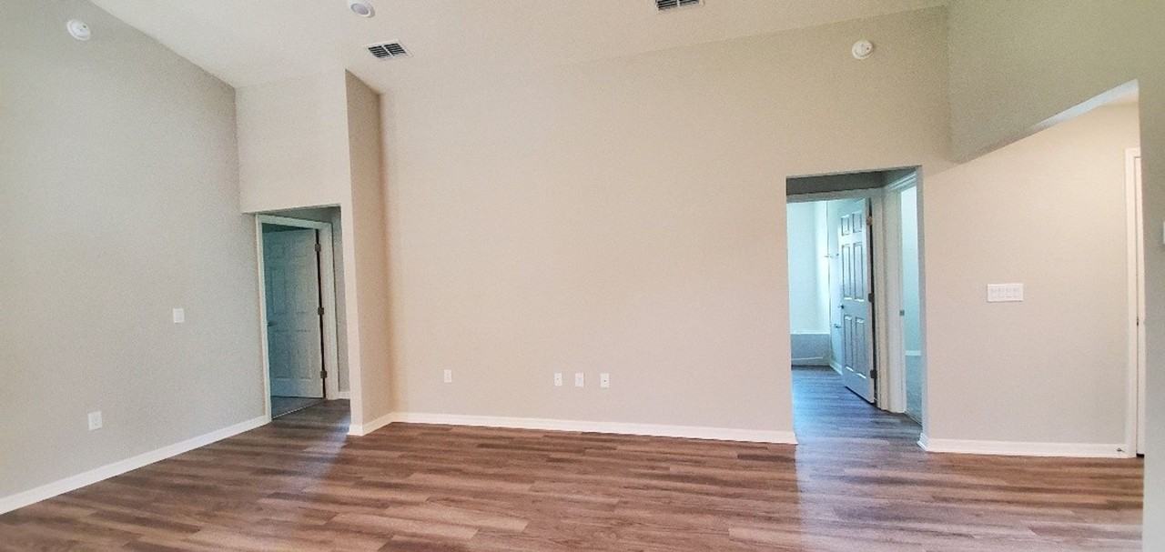 875 Orleans Drive - Photo 3 of 18