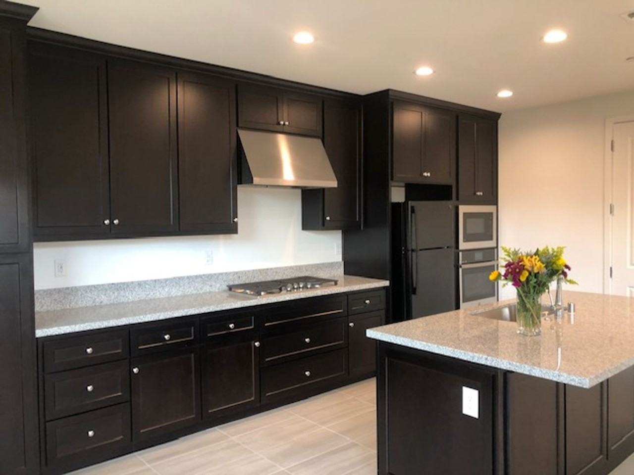 649 N Verdicchio Pl - Photo 3 of 28