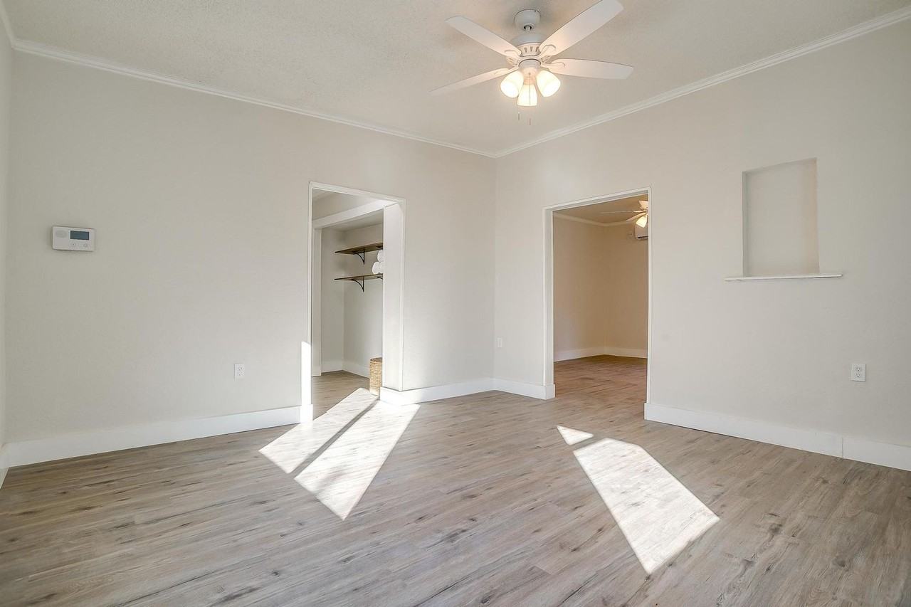 2116 May Street - Photo 6 of 27