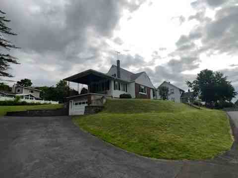 42 Elderkin Ave - Photo 2 of 16