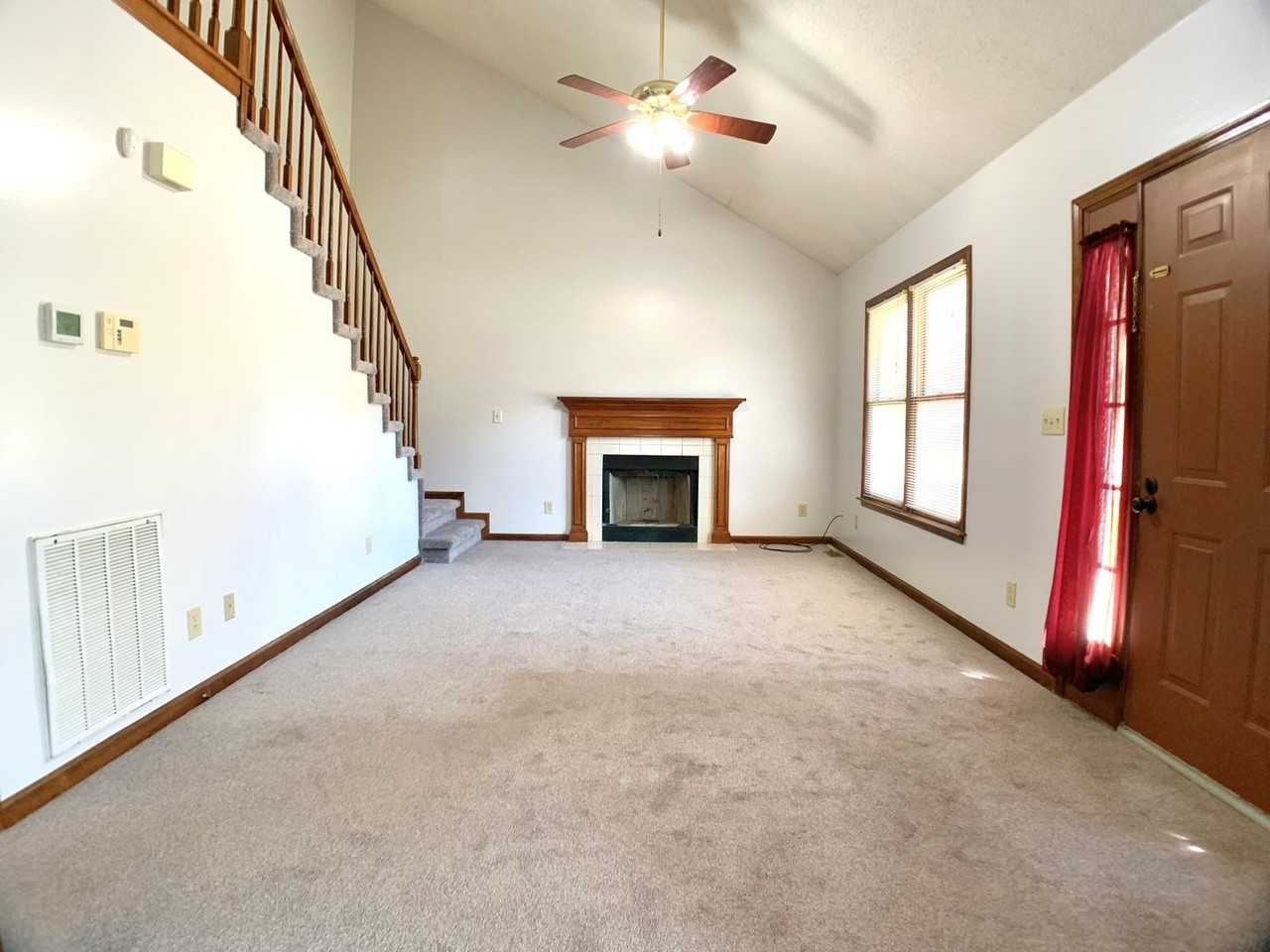 501 Eysian Rd - Photo 3 of 32