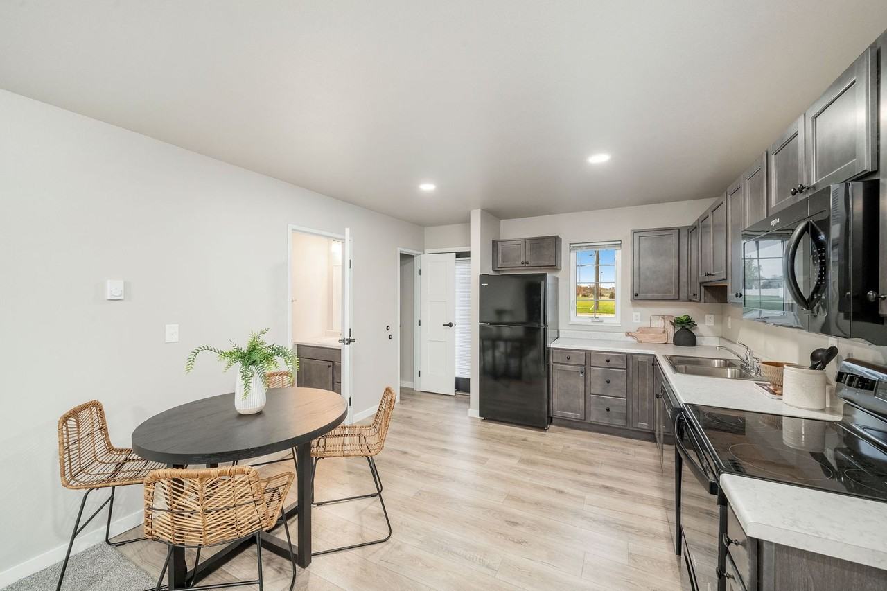 Lincoln Heights - Photo 4 of 50