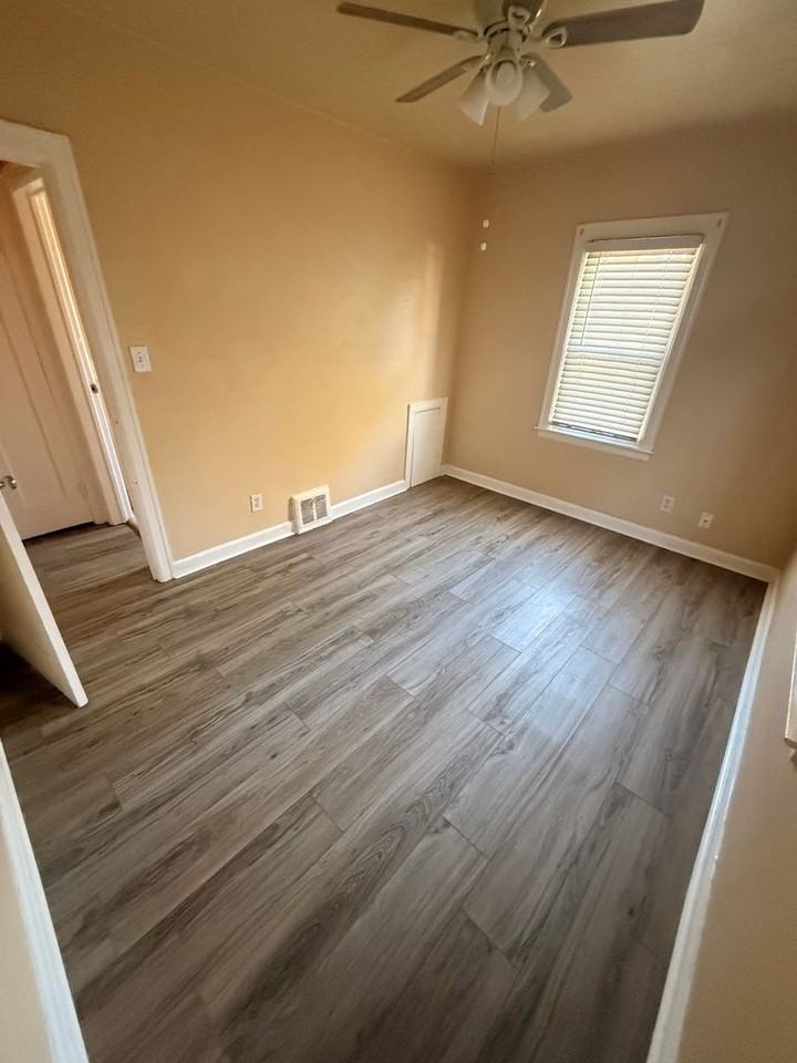 932 Negley Avenue - Photo 4 of 7