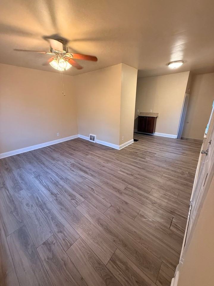 932 Negley Avenue - Photo 5 of 7