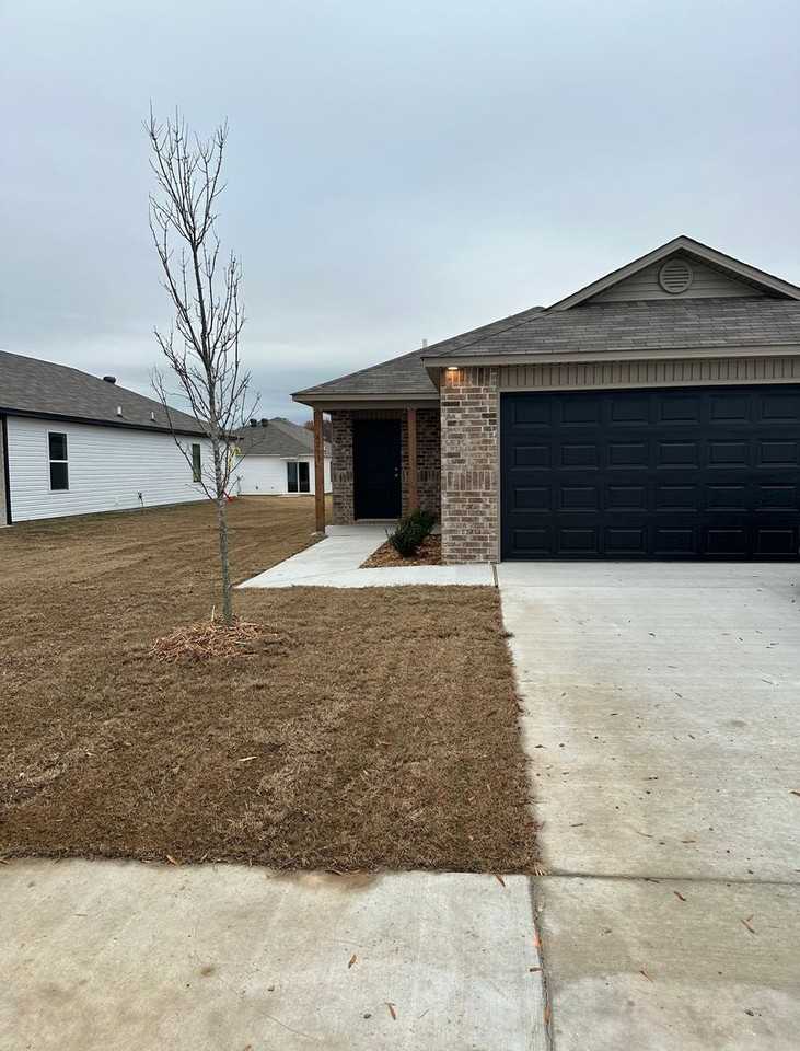 8213 Eastwood Creek Dr - Photo 5 of 21